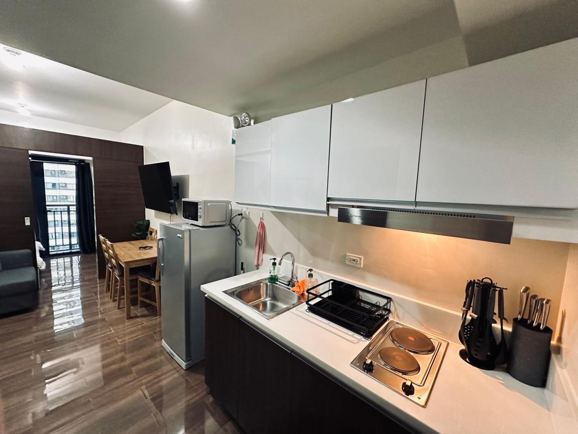 Heart Of Makati, Fully Furnished Condo, Cbd Central Location Makati City Екстериор снимка